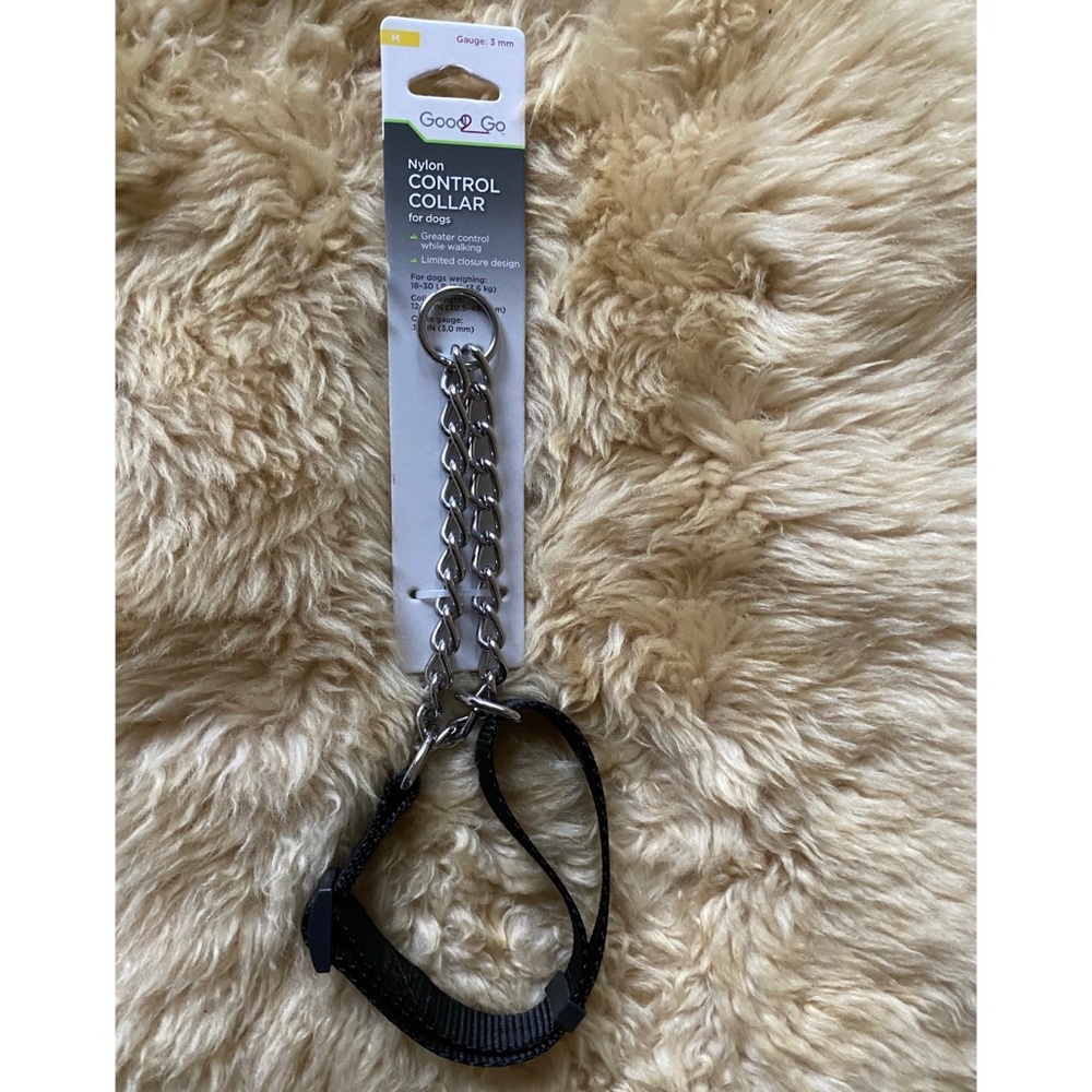 NWT Control Dog Collar - Medium 12-19 inches